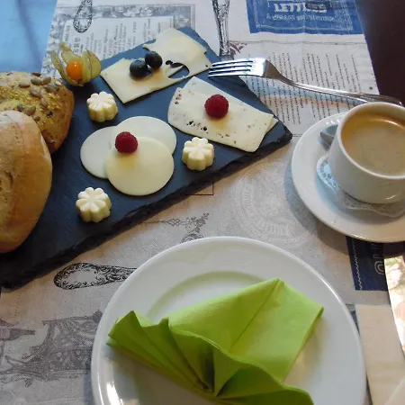 ホテル Hotel Caefchen